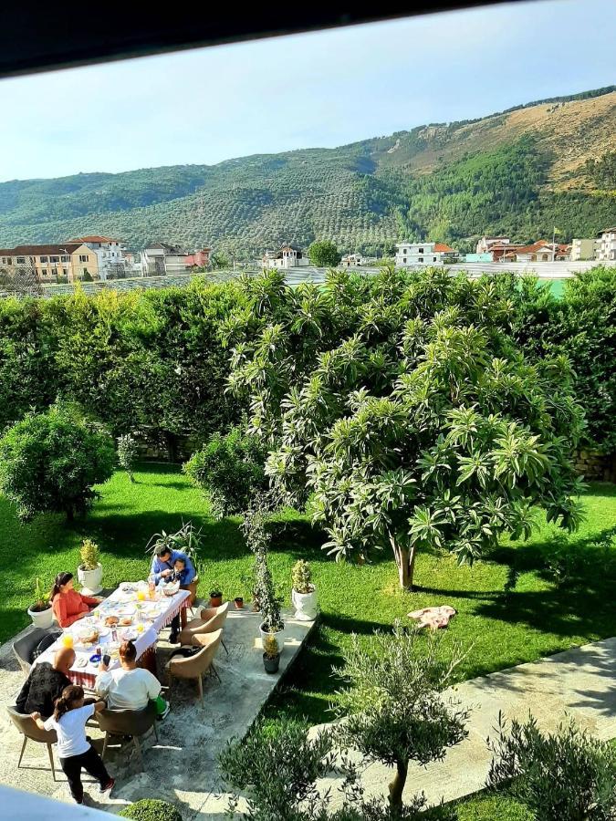 Hotel Vila Arbri Berat Kültér fotó