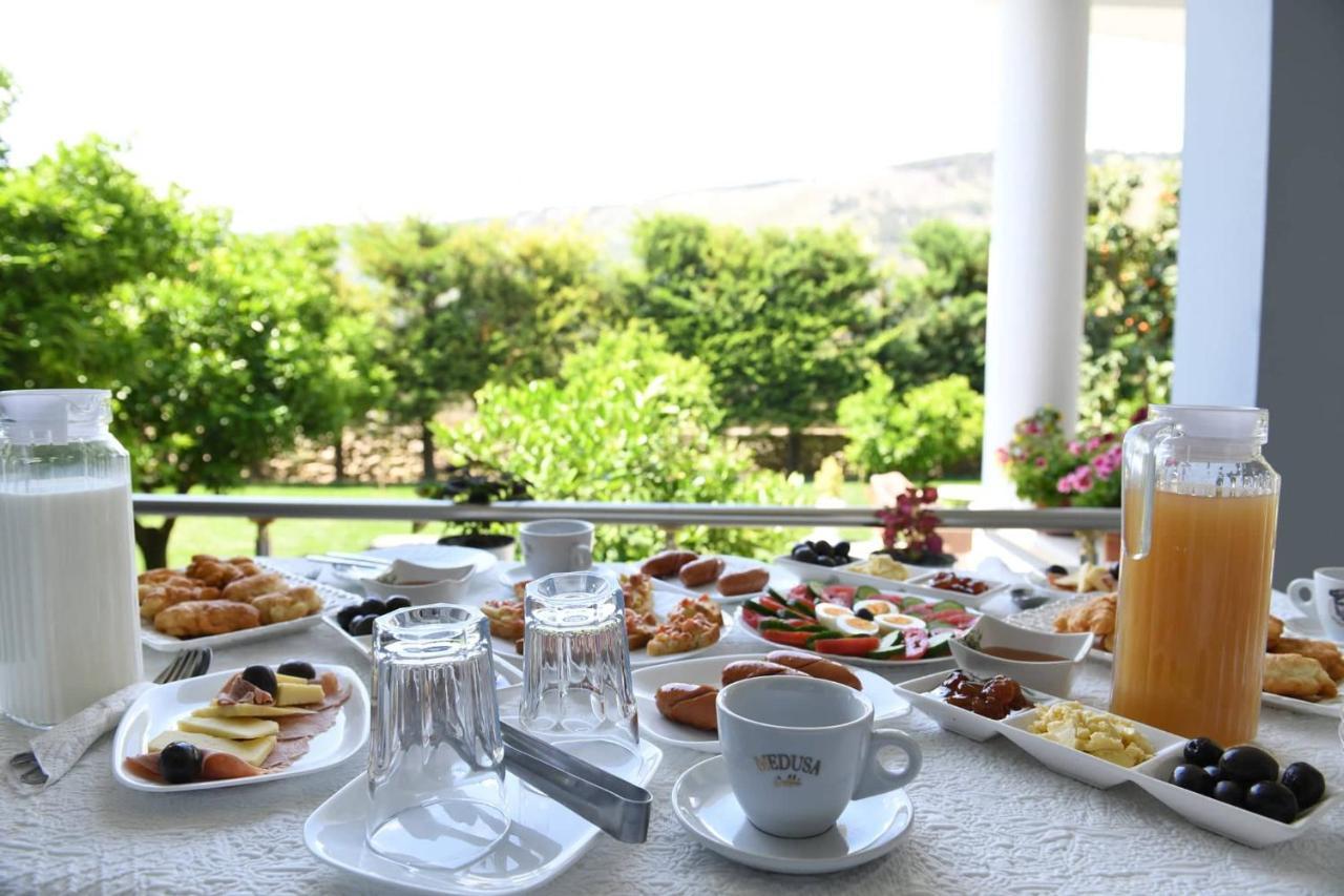 Hotel Vila Arbri Berat Kültér fotó